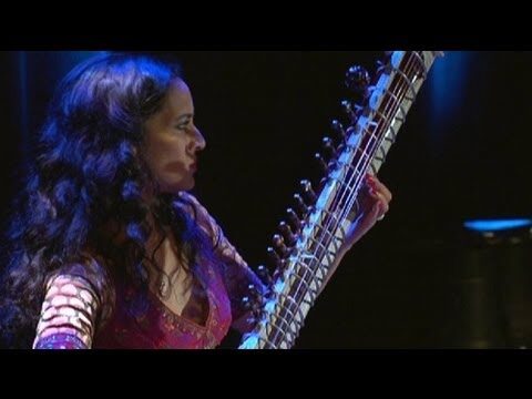 Fusi&oacute;n de flamenco y m&uacute;sica gitana: Una mezcla vibrante