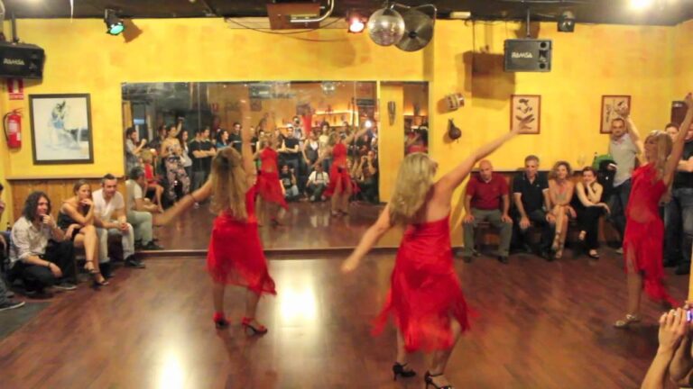 Sensualidad y Pasión en el Flamenco: Experiencias Inolvidables
