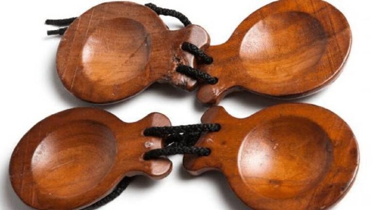 El Sonido Inconfundible de las Casta&ntilde;uelas Flamencas