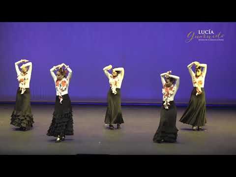 Celebraci&oacute;n y Estilo: La Moda Inspirada en el Flamenco