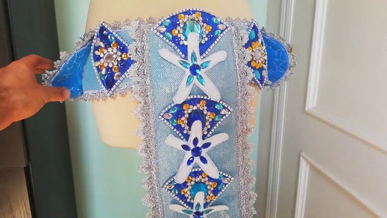 Cinturones de Flecos: Esencia del Vestuario Flamenco