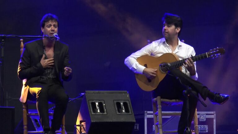 La esencia de la serrana flamenca y sus instrumentos